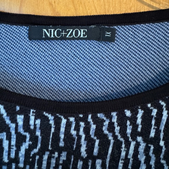 Nice + Zoe Multi-Color and Black Panel Sweater - Size 1X - Picture 4 of 5